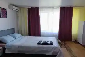 V Tsentre U Spuska Na Naberezhnuyu Flat