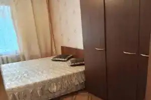 V Tsentre Ishima Prostornaya 2-Komn. Dlya Komandirovok I Semyi Flat, Ishim