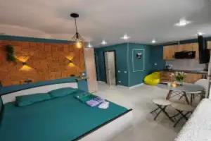 Udivitelnaya Studiya №1 Na Neftezavodskoy 25 Apartments, Omsk