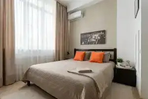 V tsentre goroda Sevastopol Flat, Sevastopol