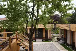 Eko-Otel Sholokhov, Kheivani