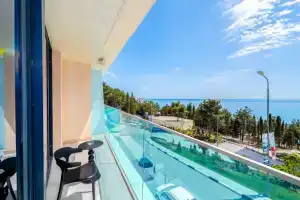 Skay Plaza 3 U Morya Apartments, Yalta