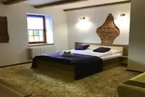 Hotel Coin, Lvov