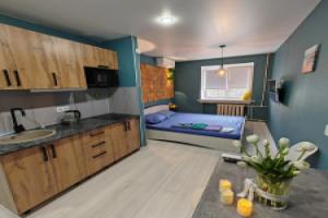 Udivitelnaya Studiya №2 Na Neftezavodskoy 25 Apartments, Omsk