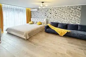 Studia V Tsentre Bresta S Kruglosutochnym Zaseleniem Apartments, Brest
