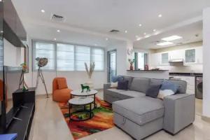 Welcome Home in Jewels Tower Apartments, Dubai