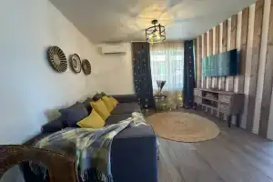 Dvukhkomnatnaya Na Dmitriya Ulyyanova 9 Kvartira, Tula