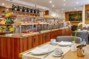 Tiptop Hotel Burgschmiet Garni, Nurnberg