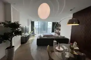 Bashnya Federatsiya Vostok Apartments, Moscow