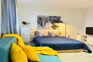 Na Yelizarovskom Flat