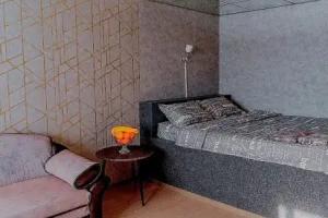 Dlya Pomanticheskogo Vechera Flat, Rshew