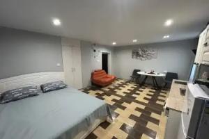 Uyutnaya Studiya Flat, Ussuriysk