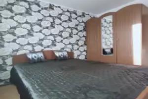 Na Oktyabryskom 6/2 Flat, Komsomolsk Na Amure