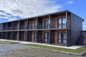 Hotel Thermal Springs, Kinghi