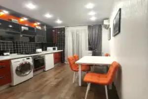 Prostornaya kvartira v tsentre Flat, Kaliningrad