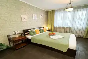 S zaseleniyem Lutshiy servis Posutochno50 Apartments, Lobnya