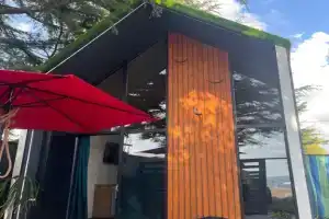 LebarnHotel Apartments, Kheivani