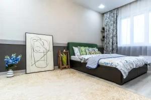 Na Rybnikov Flat, Surgut