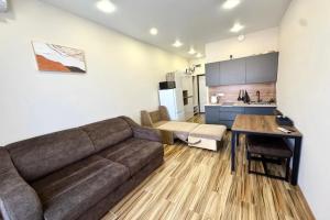 Monro 2 Apartments, Adler