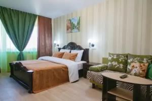 Pyat' Zvozd Ottepel' Apartments, Novy Urengoy
