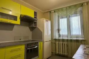 Dvukhkomnatnaya V Tsentre Goroda Flat, Kirov