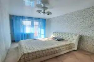 3-Komnatnaya Flat, Naberezhnyye Chelny