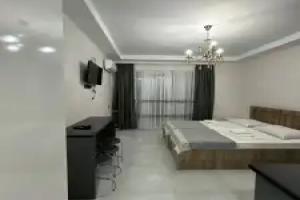 Kvartira 32 Apartments, Makhinjauri