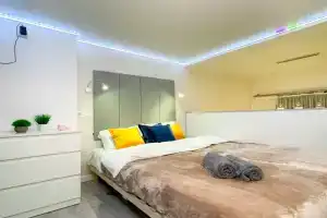 Dvuhurovnevaya studiya Dajker Siti do 4 chelovek u metro Ryazanskij prospekt Flat, Moscow