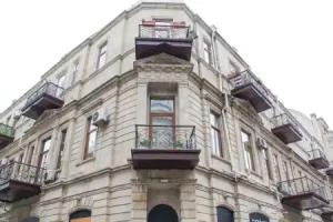 Solo Hotel, Baku
