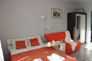 Apart Sunny ZHK Melnitsa Apartments, Ekaterinburg