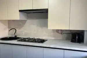 Dvukhkomnatnyie pridorozhny Apartments, Kamensk-Shakhtinsky