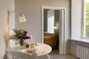 Kotilon Svetskaya Kvartira Naprotiv Imperatorskogo Kurorta Lodging House, Staraya Russa