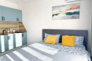 Svetlaya Studiya Fox Apart Okolo Aeroporta Flat, Nizhniy Novgorod