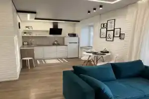 Studiya Lyuks Flat, Orsk