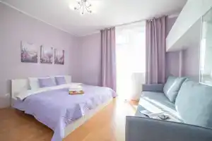 Fuchika 1 do vosmi chelovek Apartments, Ekaterinburg