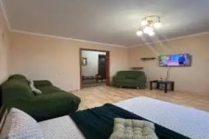 Lofthouse Flat, Orenburg