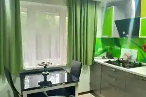 V centre Adlera Flat, Adler