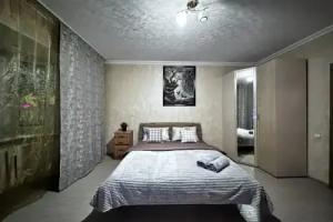 2-K Ulitsa Geologorazvedchikov Flat, Novy Urengoy