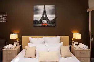 Tihaya studia 36kv.m, ryadom stantsya podzemnogo tramvaya i bolshoy TTS Apartments, Volgograd