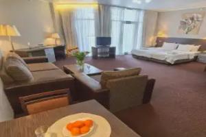 Studiya S Balkonom # 411 Apartments, Astrakhan