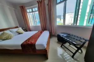 Hotel Octave Maldives, Male