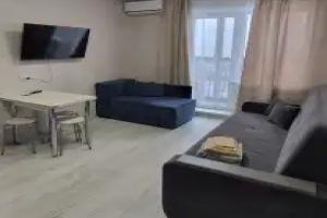 Studiya U Aeroporta Tolmachevo V Zhk Novy Park Flat, Ob'
