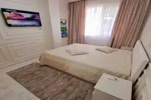 V Samom Cerdtse Siriusa Apartments, Adler