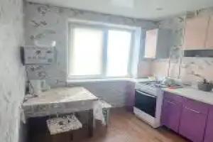 V Spalnom Rayone Flat, Zlatoust