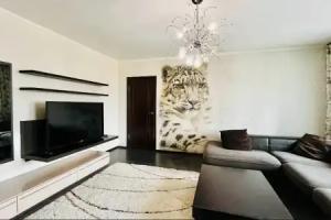 Karla-Marksa 148A Flat, Tambov