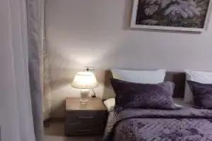 Purpur Na Chujkova Flat, Chelyabinsk
