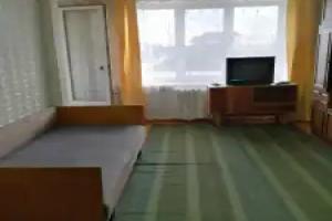 Trekhkomnatnaya V Tsentre Goroda Flat, Lesosibirsk
