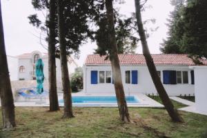 The House With Pool In Petrovac Guest House, Petrovac
