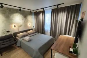 S Novym Remontom Flat, Novy Urengoy