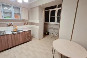 V Gagrakh Flat, Gagra